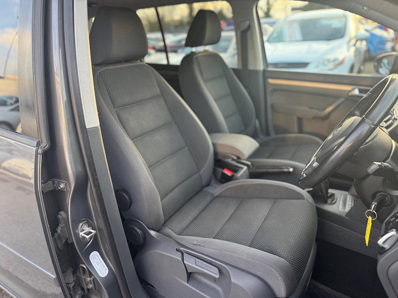 Volkswagen Touran 1.6 TDI SE Euro 5 5dr 5dr Manual 2026