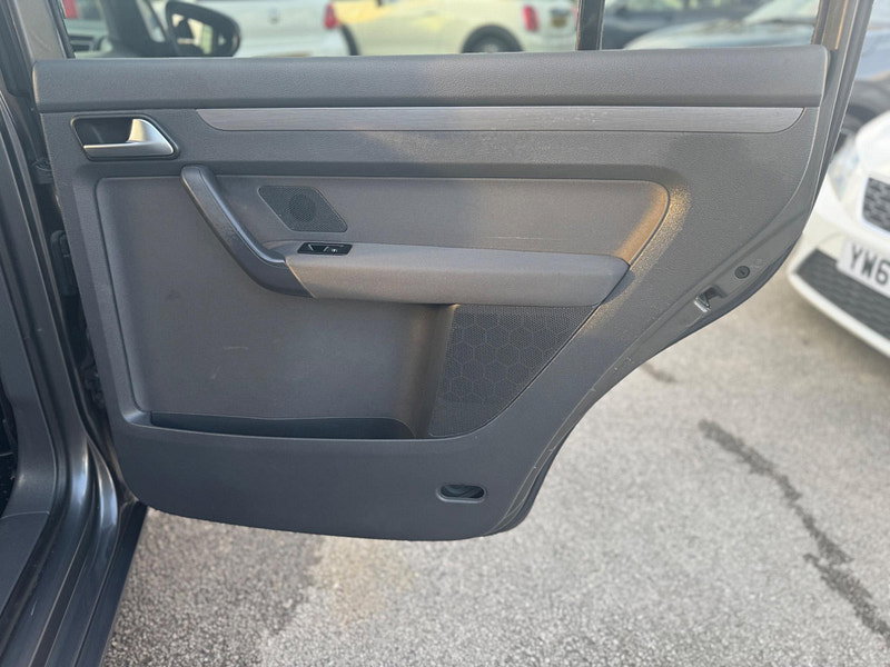 Volkswagen Touran 1.6 TDI SE Euro 5 5dr 5dr Manual 2026