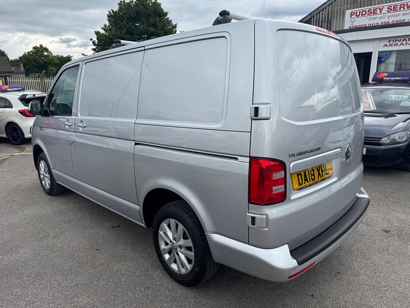Volkswagen Transporter 2.0 TDI T28 BlueMotion Tech Highline FWD SWB Euro 6 (s/s) 5dr 5dr Manual 2026