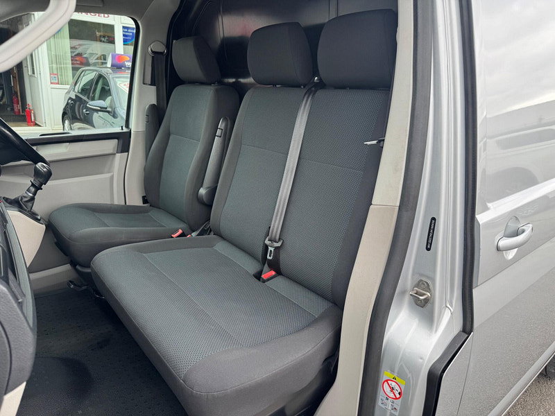 Volkswagen Transporter 2.0 TDI T28 BlueMotion Tech Highline FWD SWB Euro 6 (s/s) 5dr 5dr Manual 2026