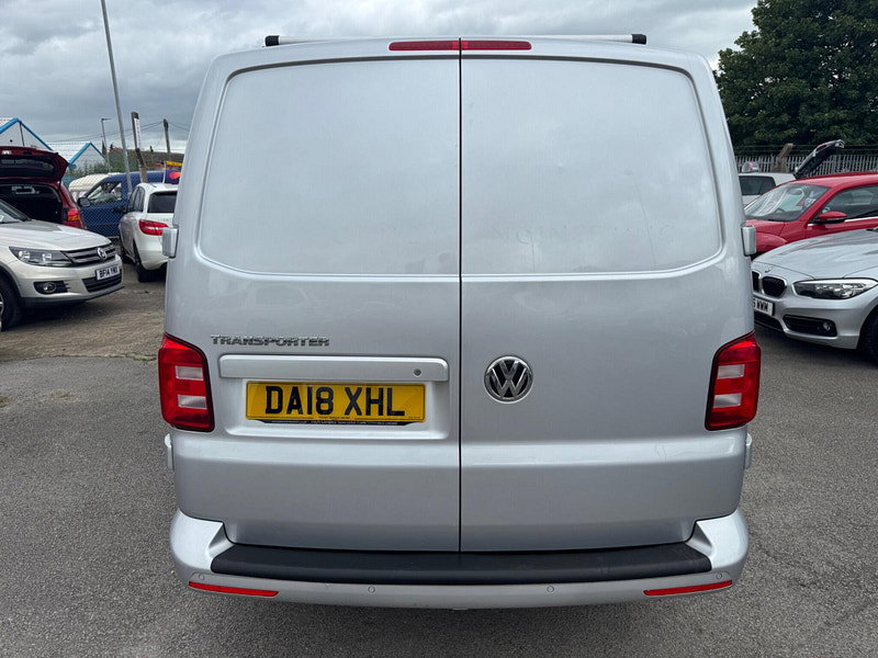 Volkswagen Transporter 2.0 TDI T28 BlueMotion Tech Highline FWD SWB Euro 6 (s/s) 5dr 5dr Manual 2026