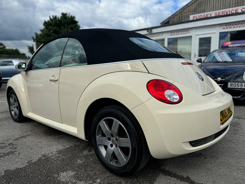 Volkswagen Beetle 1.6 Luna Cabriolet Euro 4 2dr 2dr Manual 2026