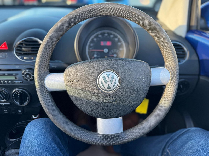 Volkswagen Beetle 1.6 Luna Cabriolet Euro 4 2dr 2dr Manual 2026