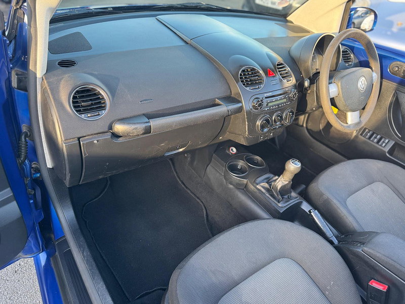 Volkswagen Beetle 1.6 Luna Cabriolet Euro 4 2dr 2dr Manual 2026