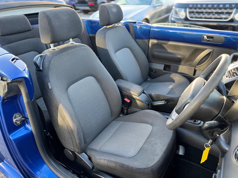 Volkswagen Beetle 1.6 Luna Cabriolet Euro 4 2dr 2dr Manual 2026