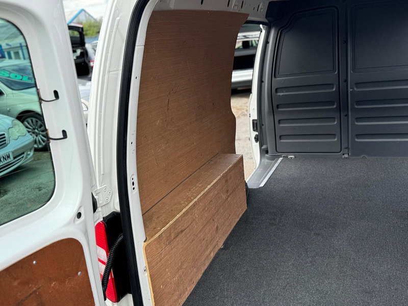 Volkswagen Caddy 1.6 C20 STARTLINE TDi L2 H1 6 DOOR VAN 4dr Manual 2026
