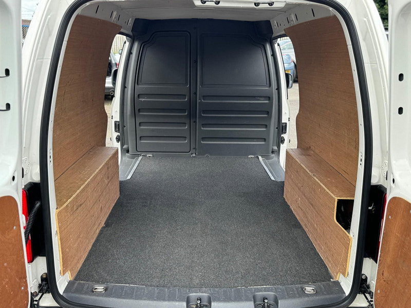 Volkswagen Caddy 1.6 C20 STARTLINE TDi L2 H1 6 DOOR VAN 4dr Manual 2026