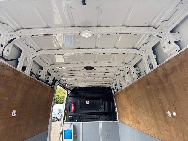 Volkswagen Crafter 2.0 TDI CR35 BlueMotion Tech Startline FWD LWB High Roof Euro 6 (s/s) 5dr 5dr Manual 2026