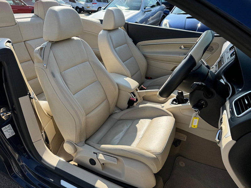 Volkswagen Eos 2.0 TDI BlueMotion Tech SE Cabriolet Euro 5 (s/s) 2dr 2dr Manual 2026