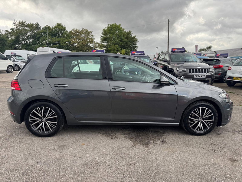 Volkswagen Golf 1.5 TSI EVO BlueMotion Tech SE Nav DSG Euro 6 (s/s) 5dr 5dr Automatic 2026