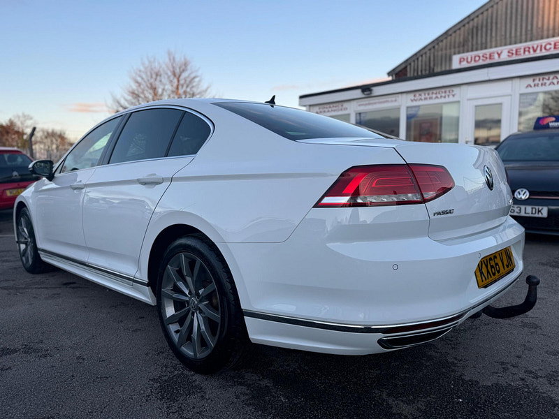 Volkswagen Passat 2.0 TDI BlueMotion Tech R-Line DSG Euro 6 (s/s) 4dr 4dr Automatic 2026