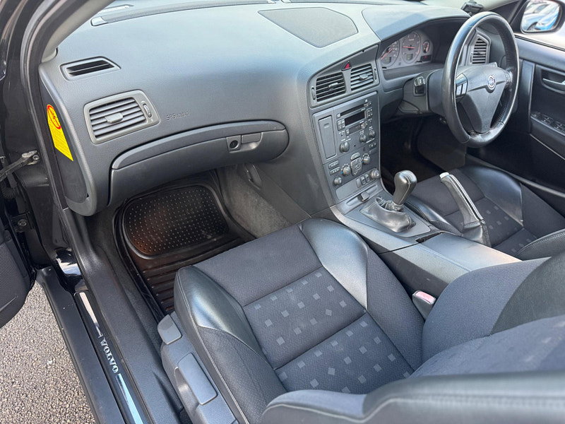 Volvo S60 2.4 D5 S 4dr 4dr Manual 2026