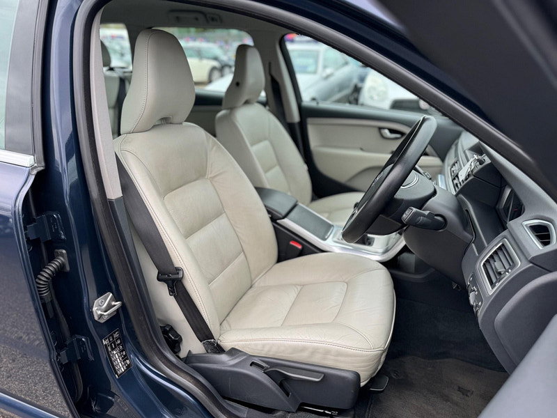 Volvo V70 2.0 D3 SE Euro 5 (s/s) 5dr 5dr Manual 2026