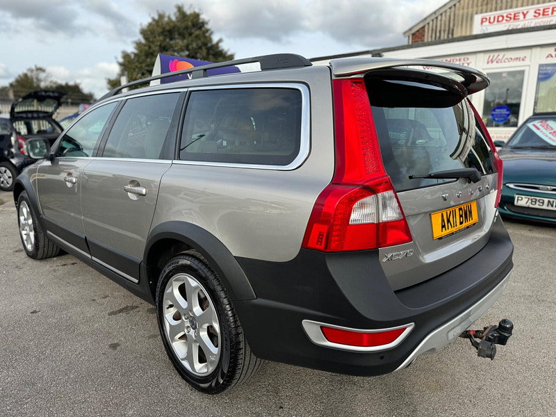 Volvo XC70 2.4 D5 SE Lux AWD Euro 5 5dr 5dr Manual 2026