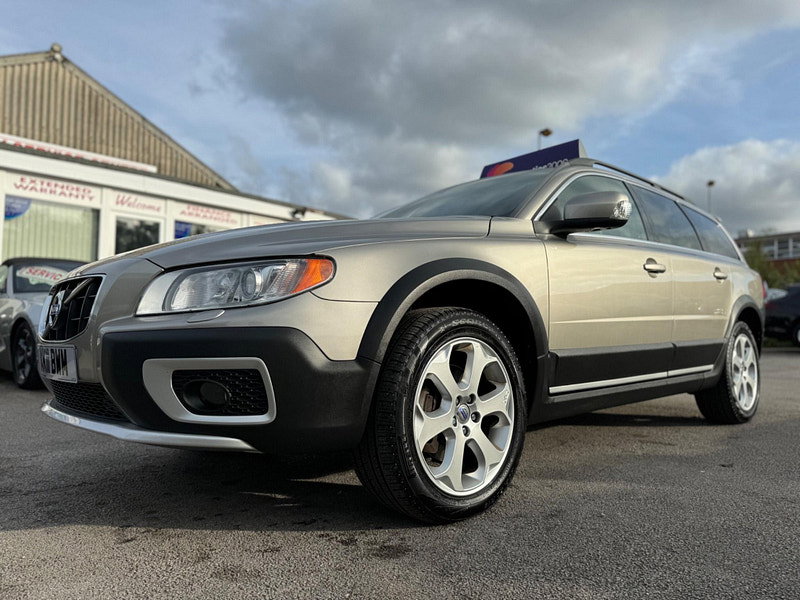 Volvo XC70 2.4 D5 SE Lux AWD Euro 5 5dr 5dr Manual 2026
