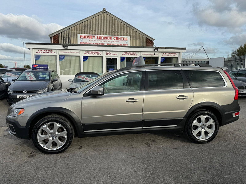 Volvo XC70 2.4 D5 SE Lux AWD Euro 5 5dr 5dr Manual 2026