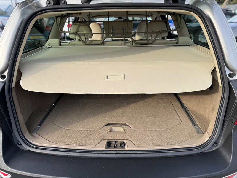 Volvo XC70 2.4 D5 SE Lux AWD Euro 5 5dr 5dr Manual 2026