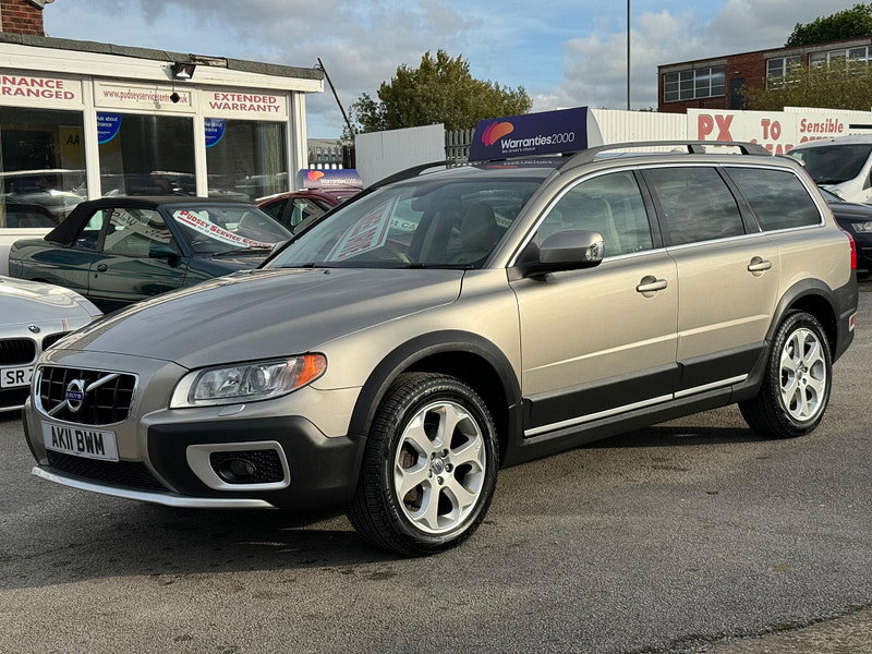 Volvo XC70 2.4 D5 SE Lux AWD Euro 5 5dr 5dr Manual 2026