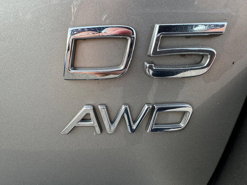 Volvo XC70 2.4 D5 SE Lux AWD Euro 5 5dr 5dr Manual 2026