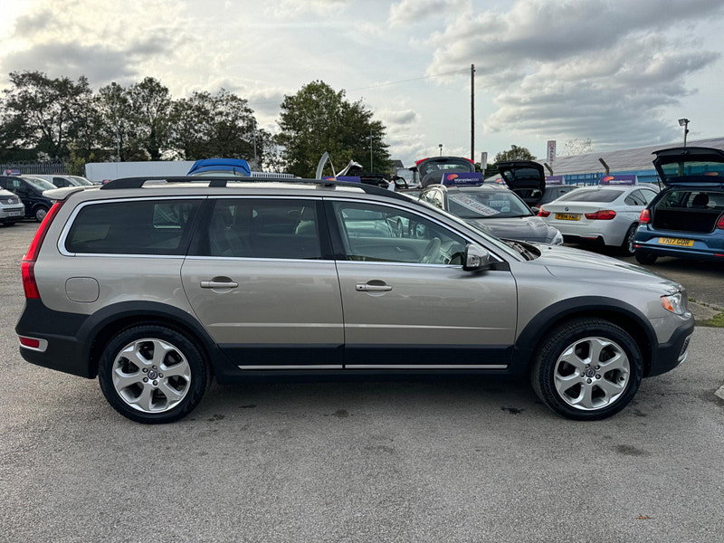 Volvo XC70 2.4 D5 SE Lux AWD Euro 5 5dr 5dr Manual 2026