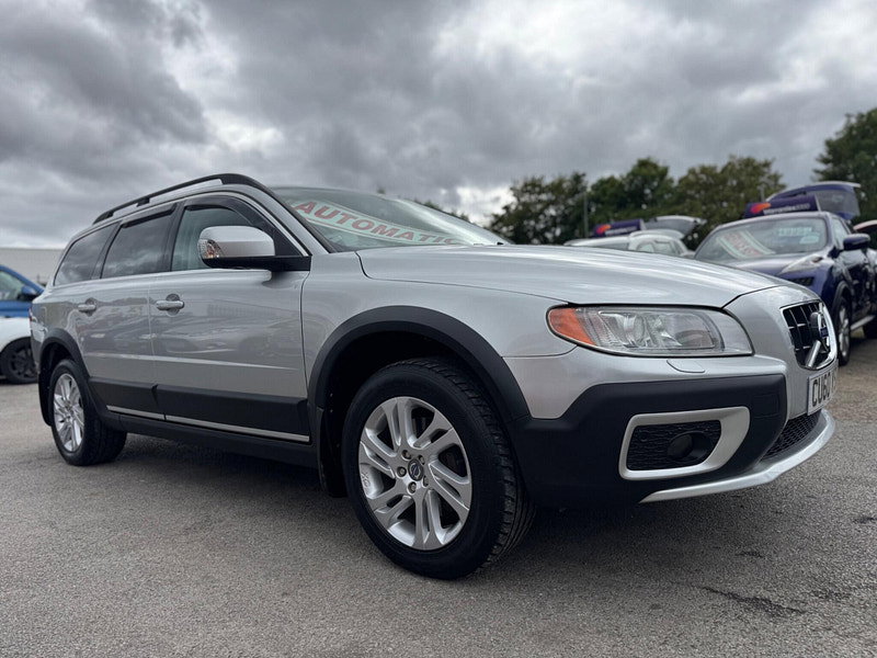 Volvo XC70 2.4 D5 SE Lux Estate 5dr Diesel Geartronic AWD Euro 5 (205 ps) 5dr Automatic 2026