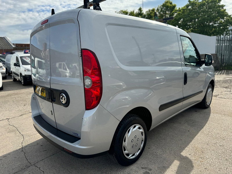 Vauxhall Combo 1.3 CDTi 2000 16v Sportive FWD L1 H1 3dr 3dr Manual 2026