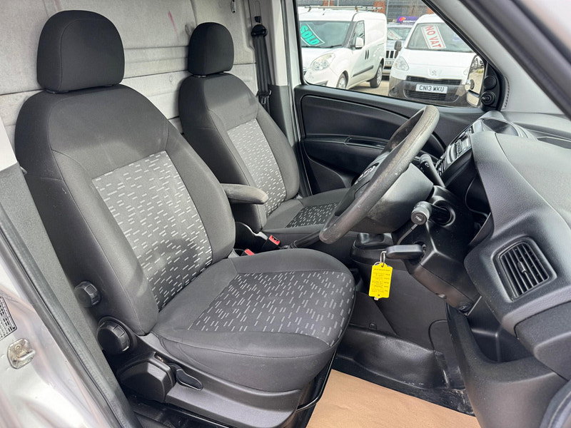 Vauxhall Combo 1.3 CDTi 2000 16v Sportive FWD L1 H1 3dr 3dr Manual 2026
