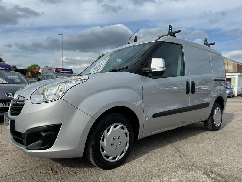 Vauxhall Combo 1.3 CDTi 2000 16v Sportive FWD L1 H1 3dr 3dr Manual 2026