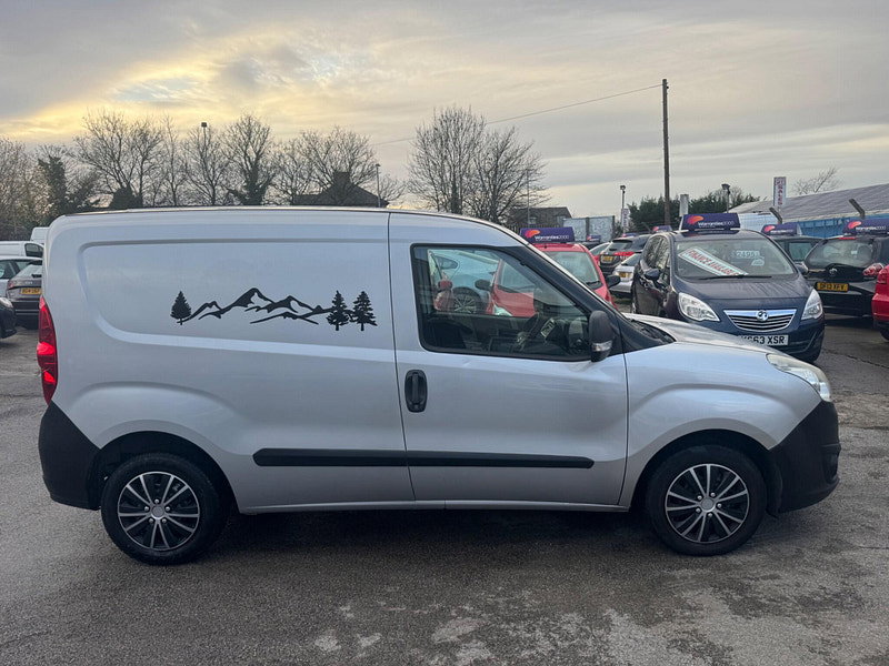 Vauxhall Combo 1.3 CDTi 2000 ecoFLEX 16v FWD L1 H1 (s/s) 3dr 3dr Manual 2026