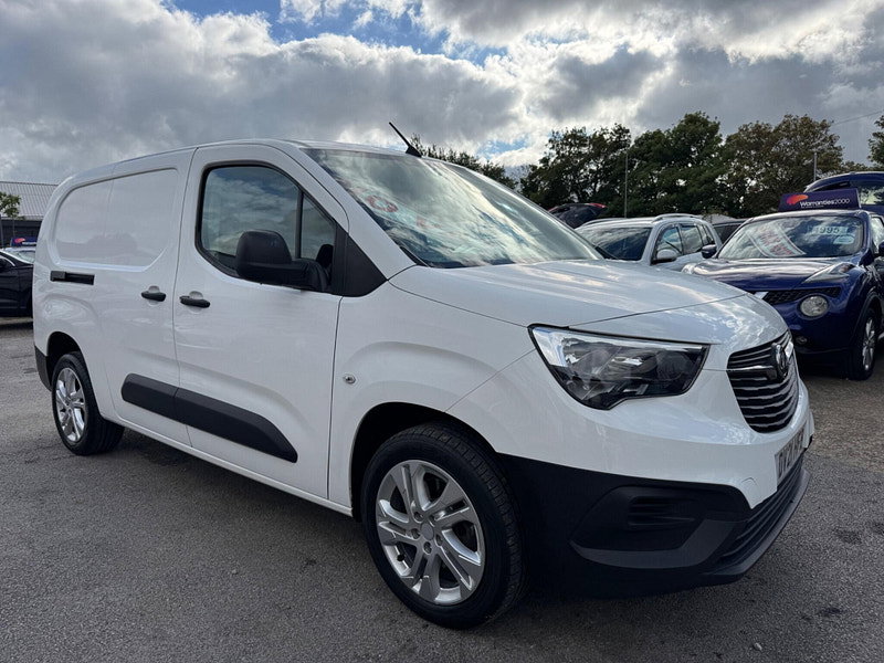 Vauxhall Combo 1.5 Turbo D 2300 Dynamic L2 H1 Euro 6 4dr 4dr Manual 2026