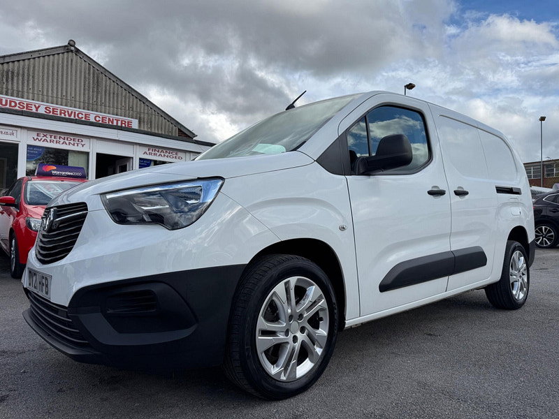 Vauxhall Combo 1.5 Turbo D 2300 Dynamic L2 H1 Euro 6 4dr 4dr Manual 2026
