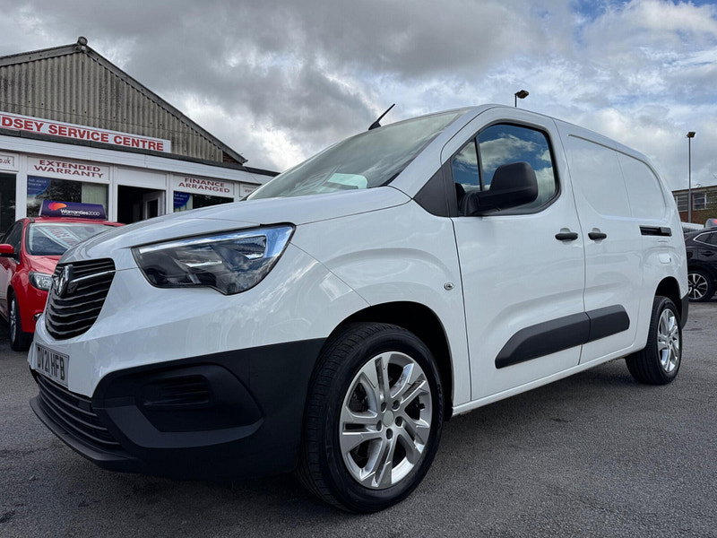 Vauxhall Combo 1.5 Turbo D 2300 Dynamic L2 H1 Euro 6 4dr 4dr Manual 2026