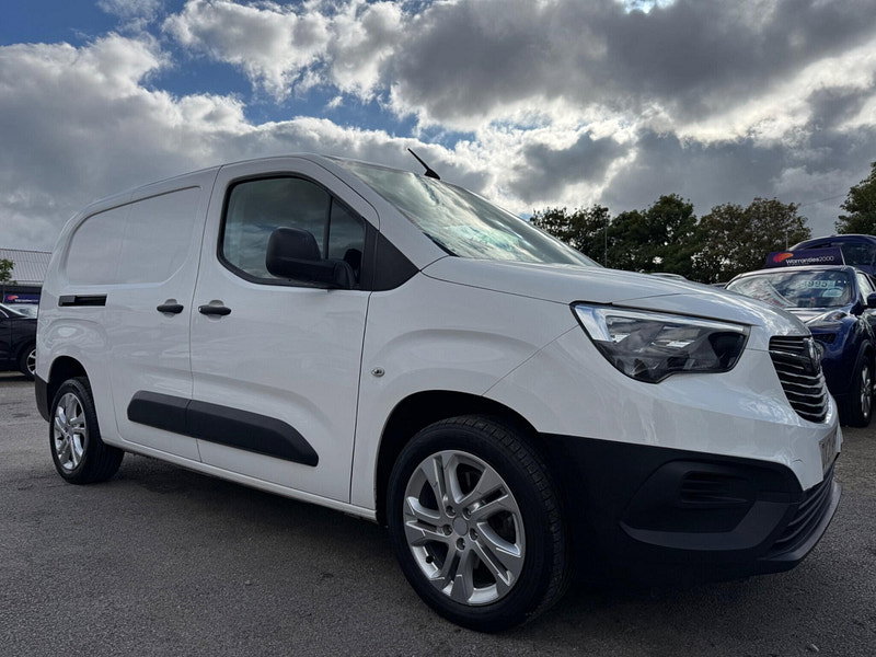 Vauxhall Combo 1.5 Turbo D 2300 Dynamic L2 H1 Euro 6 4dr 4dr Manual 2026