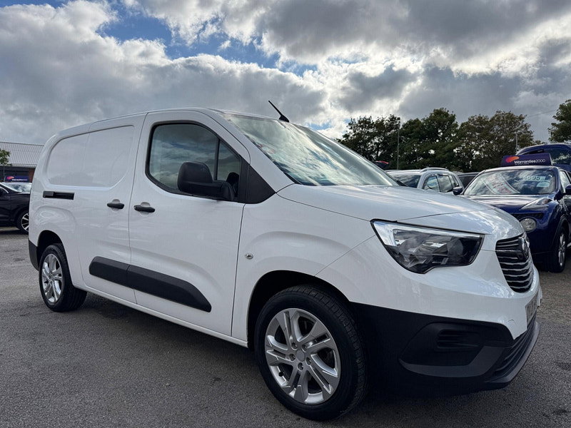 Vauxhall Combo 1.5 Turbo D 2300 Dynamic L2 H1 Euro 6 4dr 4dr Manual 2026