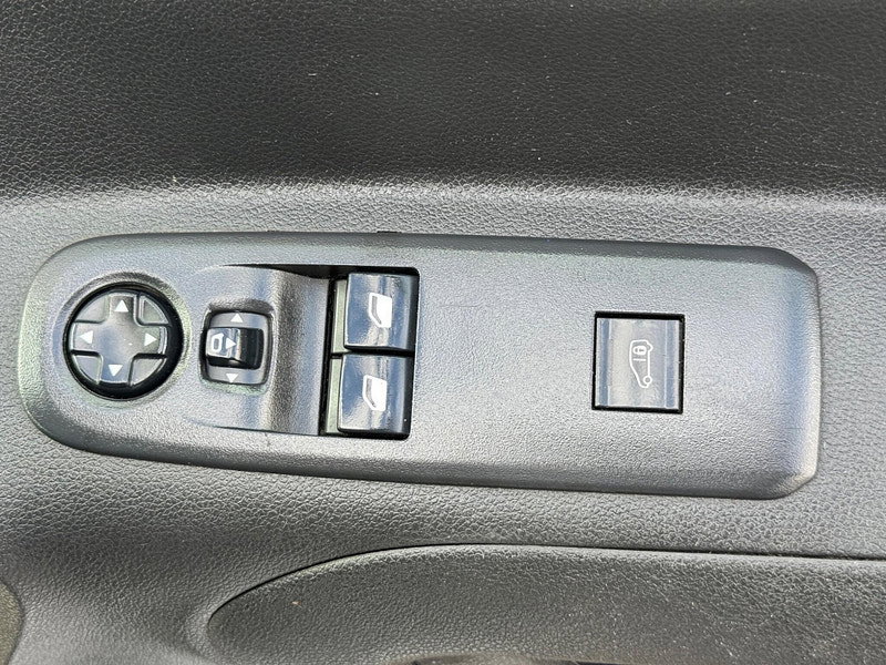 Vauxhall Combo 1.5 Turbo D 2300 Dynamic L2 H1 Euro 6 4dr 4dr Manual 2026