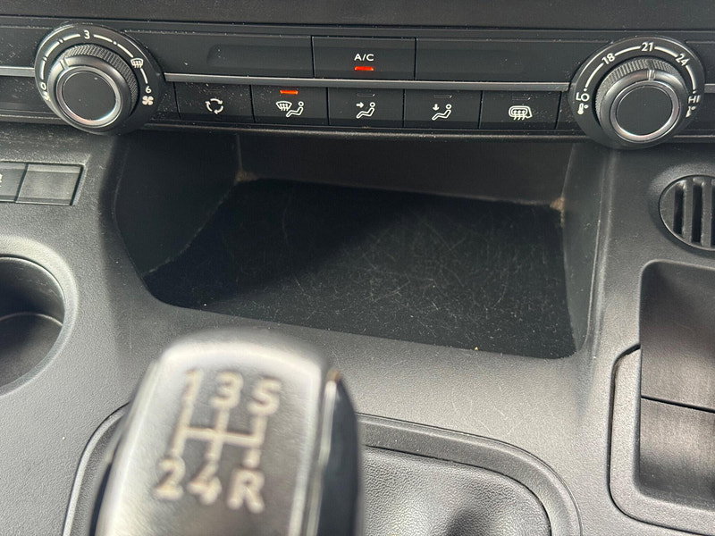 Vauxhall Combo 1.5 Turbo D 2300 Sportive L2 H1 Euro 6 (s/s) 4dr 4dr Manual 2026