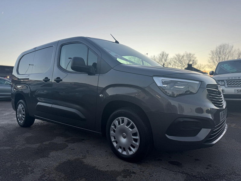 Vauxhall Combo 1.5 Turbo D 2300 Sportive L2 H1 Euro 6 (s/s) 4dr 4dr Manual 2026