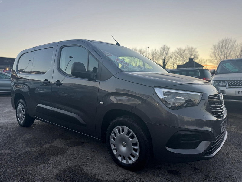 Vauxhall Combo 1.5 Turbo D 2300 Sportive L2 H1 Euro 6 (s/s) 4dr 4dr Manual 2026