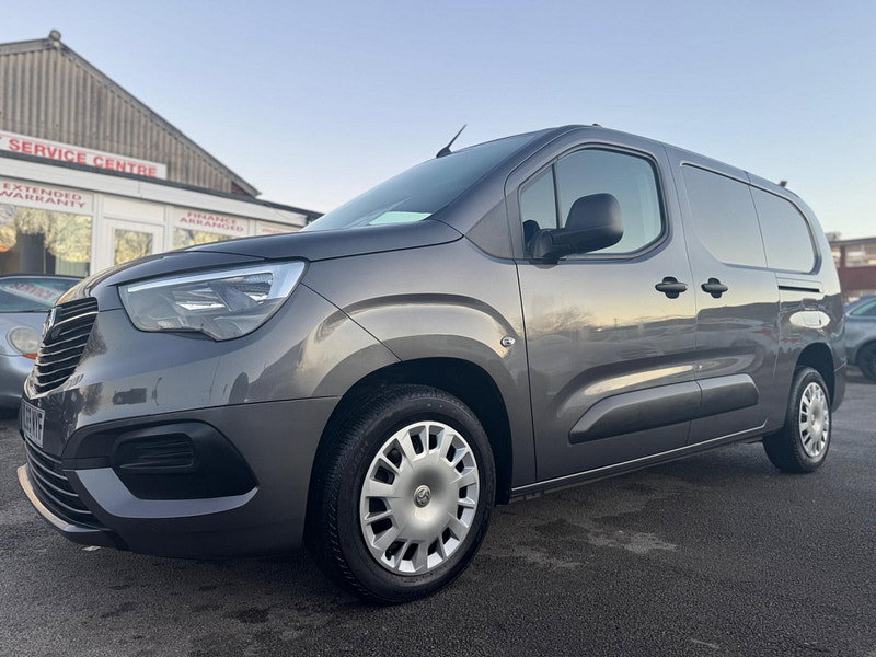 Vauxhall Combo 1.5 Turbo D 2300 Sportive L2 H1 Euro 6 (s/s) 4dr 4dr Manual 2026