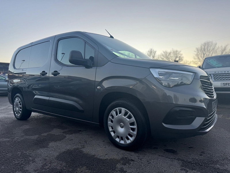 Vauxhall Combo 1.5 Turbo D 2300 Sportive L2 H1 Euro 6 (s/s) 4dr 4dr Manual 2026
