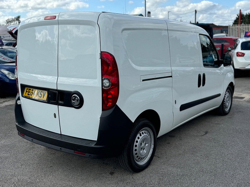 Vauxhall Combo 1.6 CDTi 2300 16v FWD L2 H1 (s/s) 3dr 3dr Manual 2026