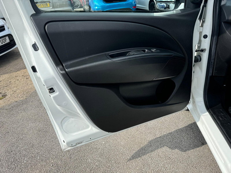 Vauxhall Combo 1.6 CDTi 2300 16v FWD L2 H1 (s/s) 3dr 3dr Manual 2026