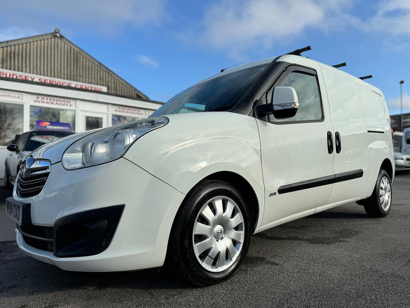 Vauxhall Combo 1.6 CDTi 2300 16v Sportive FWD L2 H1 (s/s) 6dr 6dr Manual 2026