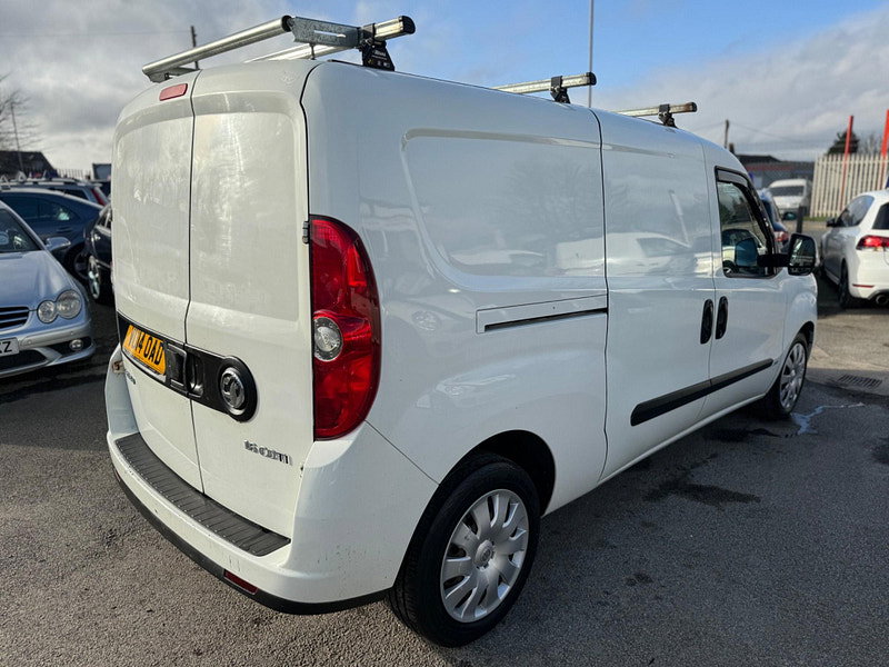 Vauxhall Combo 1.6 CDTi 2300 16v Sportive FWD L2 H1 (s/s) 6dr 6dr Manual 2026
