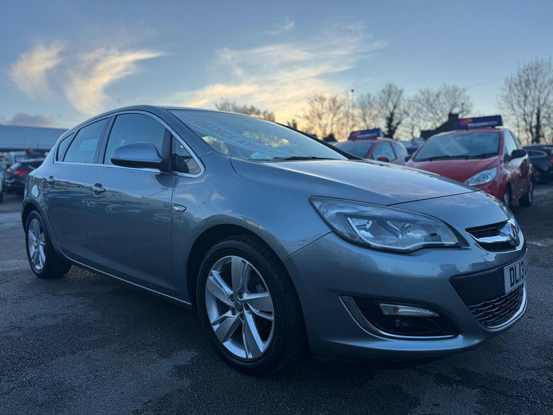 Vauxhall Astra 1.6 16v SRi Euro 5 5dr 5dr Manual 2026