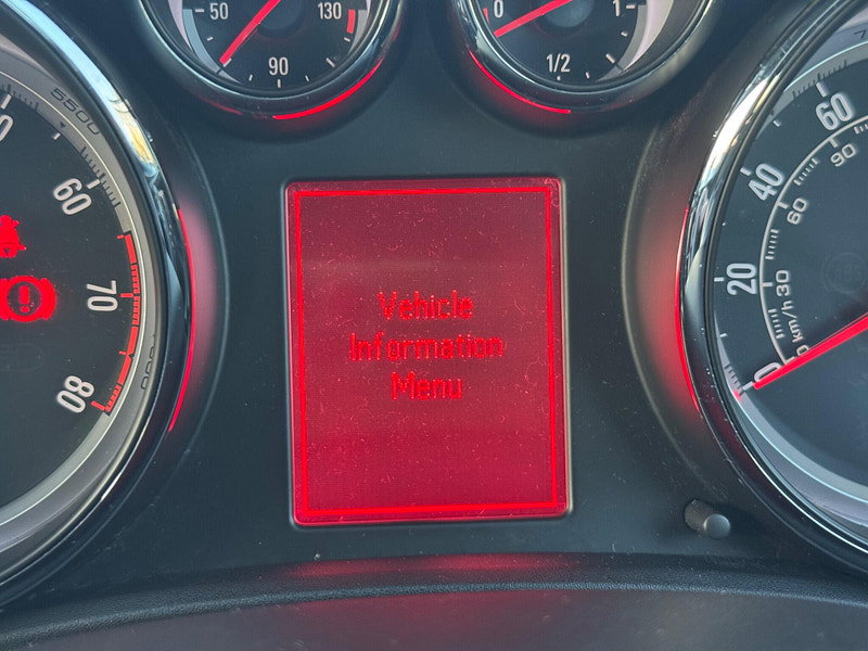 Vauxhall Astra 1.6 16v SRi Euro 5 5dr 5dr Manual 2026