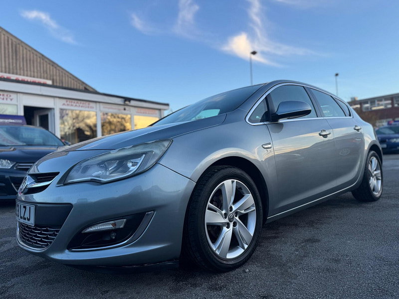 Vauxhall Astra 1.6 16v SRi Euro 5 5dr 5dr Manual 2026