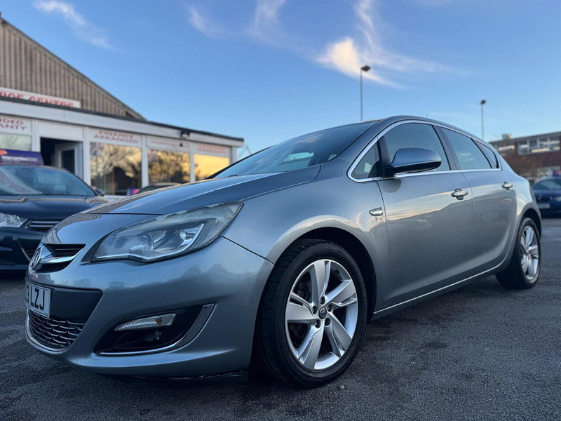 Vauxhall Astra 1.6 16v SRi Euro 5 5dr 5dr Manual 2026