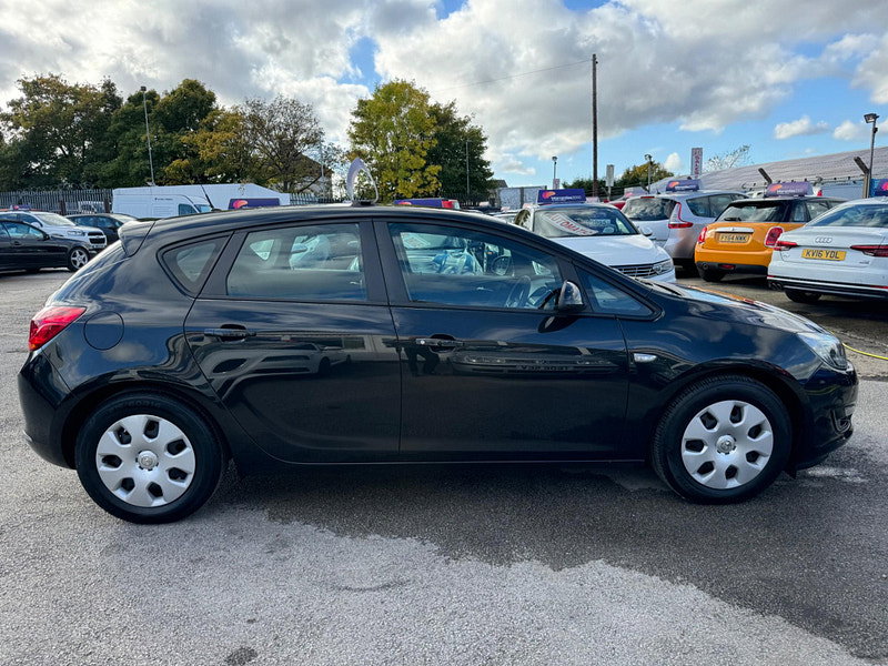 Vauxhall Astra 1.7 CDTi ecoFLEX ES Euro 5 (s/s) 5dr 5dr Manual 2026