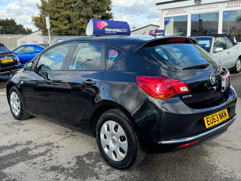 Vauxhall Astra 1.7 CDTi ecoFLEX ES Euro 5 (s/s) 5dr 5dr Manual 2026